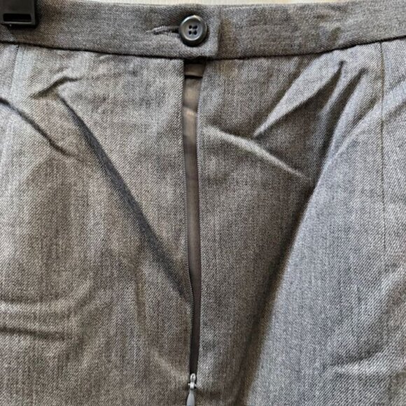 Classic Gray Wool-Blend Pencil Skirt By Pendleton Size 12 Office Wear Back Zippe - Picture 4 of 7